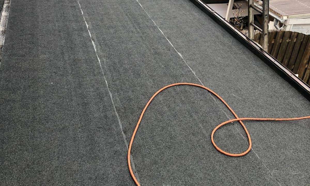 Renovatie van bitumen dak in 0227